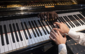 El Piano Parla —cicle de concerts per a joves pianistes